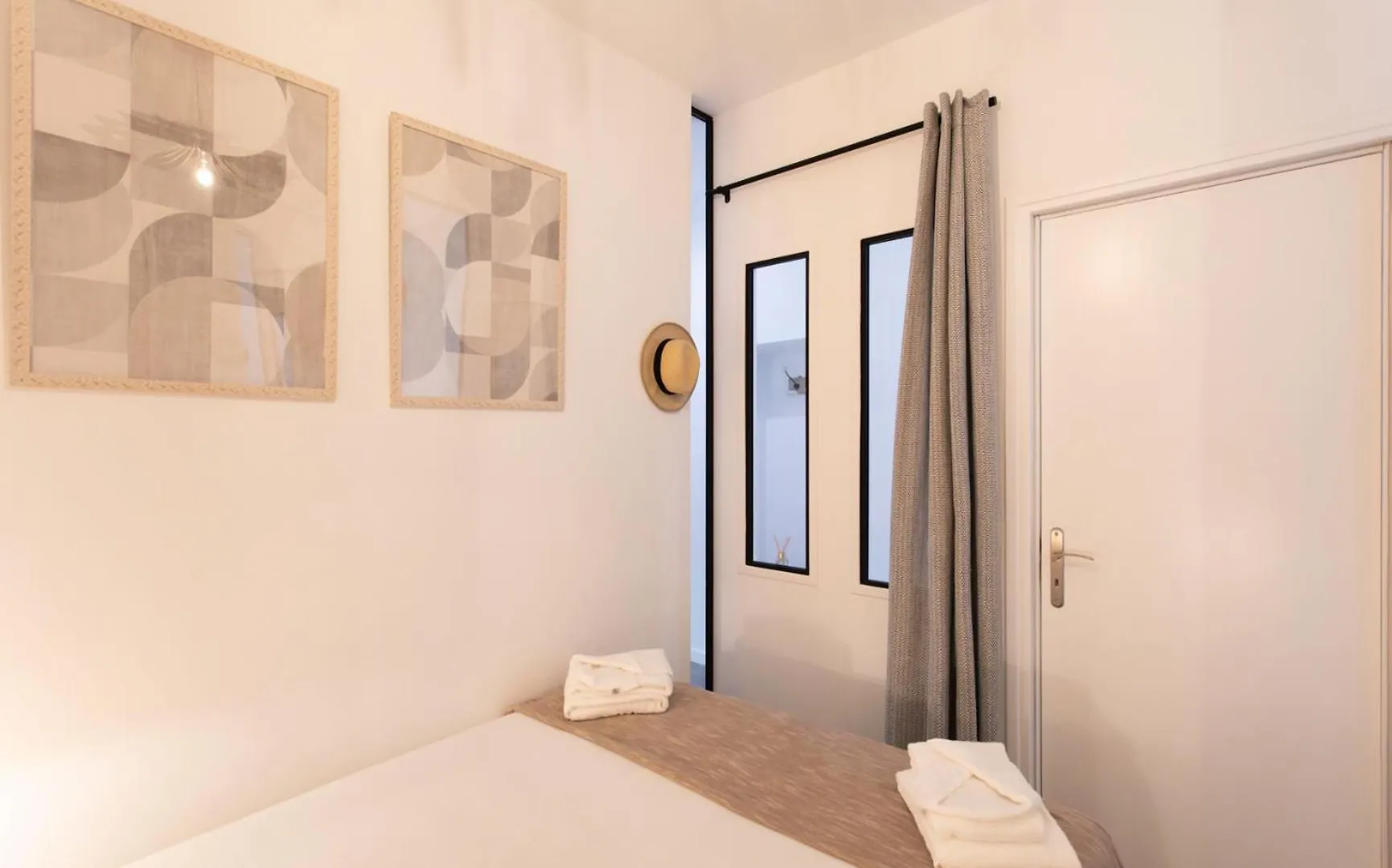 L26 Old Town Central 5Mins Walk To Sea Front Ac Wifi Nice Appartement
