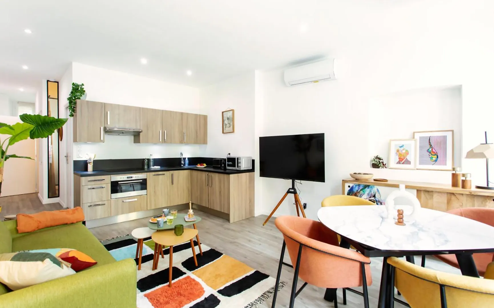 L26 Old Town Central 5Mins Walk To Sea Front Ac Wifi Nice Apartment